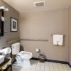 Отель DoubleTree by Hilton Hotel Savannah Airport, фото 8