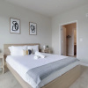 Отель Stylish 2BR Condo in Alexandria, фото 5