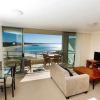 Отель Beachpoint Unit 402, фото 10