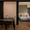Отель The Manor Luxury Suites & Apartments, фото 7