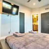 Отель Luxe Denver Townhome: Hot Tub + City Views!, фото 6
