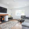 Отель HONEYBROOK - Cosey detached home, modern, spacious, фото 2