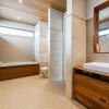 Отель Modern Luxury Furnished, Surrounding St-Lawrence River View, Tranquil, фото 18