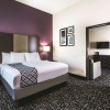 Отель La Quinta Inn & Suites by Wyndham Claremore, фото 6