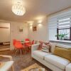 Отель Ground Floor Apartment W/large Enclosed Garden, фото 8