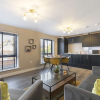 Отель Elliot Oliver - Luxurious 2 Bedroom Apartment With Parking, фото 4