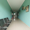 Отель Reddoorz Syariah Near Uisu Medan, фото 3