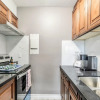 Отель 1BR King Apartment With Netflix- Near DT Hamilton, фото 5