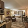 Отель Holiday Inn Express Dallas-North Tollway (N Plano), an IHG Hotel, фото 9