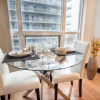 Отель MiCasa Suites - Stylish Condo in the Heart of Downtown, фото 3