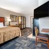 Отель Quality Inn & Suites Evansville Downtown, фото 30