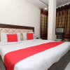 Отель OYO 28646 Hotel Golden Heart, фото 11
