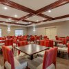 Отель Holiday Inn Express And Suites Milwaukee Nw Park Place, an IHG Hotel, фото 7