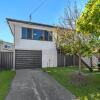 Отель Clayfield Home near BNE Airport & CBD в Клейфилде