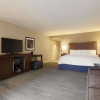 Отель Hampton Inn & Suites Nashville Downtown, фото 3