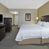 Отель Hampton Inn Suites Plattsburgh, фото 4