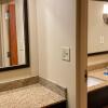 Отель Holiday Inn Express Hotel & Suites Edmond, an IHG Hotel, фото 10