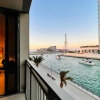 Отель Luxury beach front apartment with balcony Dubai Marina, фото 1