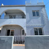 Отель Spacious Villa. Large Rooftop. 4 Bedroom Sleeps 8, фото 1