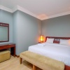 Отель Cozy Stay 1Br Roosseno Plaza Apartment, фото 5