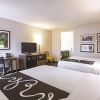 Отель La Quinta Inn & Suites by Wyndham Atlanta Midtown - Buckhead, фото 6