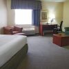 Отель La Quinta Inn Suites Miami Airport East в Майами-Спрингсе