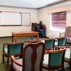 Отель Quality Inn and Suites Airport, фото 7