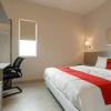 Отель RedDoorz Syariah Plus @ BSD City, фото 7