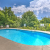 Отель Smoky Mountains 5br 5ba Poolside Chalet, фото 13