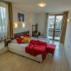 Отель Banderitsa Apartment in Bansko With Queen Size bed and Kitchen N5181, фото 15