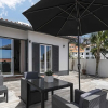 Отель Ground Floor House in Garajau, Terrace Vila, фото 16