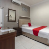 Отель RedDoorz at Karet Setiabudi, фото 3