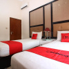 Отель RedDoorz Plus near Tugu Jogja 2, фото 4