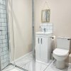 Отель Amber Apartment 2 in Newmarket, фото 12