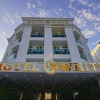 Отель S White Hotel, фото 1
