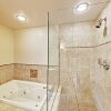 Отель New Listing! Luxe Mountain-view W/ Hot Tubs 3 Bedroom Condo, фото 9