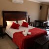 Отель Klein Windhoek Guesthouse в Виндхуке
