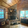 Отель Lazy Springs Cabin, фото 2