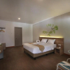 Отель Three Eight Front One Boutique Batu, фото 9