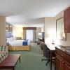 Отель Holiday Inn Express & Suites Meriden, an IHG Hotel, фото 2