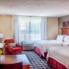 Отель TownePlace Suites by Marriott Baltimore BWI Airport, фото 2