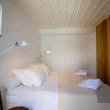 Отель Mezzolovero Suites Kimolos, фото 11