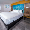Отель Best Western Plus Raleigh Crabtree Valley Hotel, фото 5