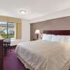 Отель Days Inn by Wyndham Kamloops BC, фото 5