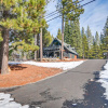 Отель Westwood Cabin: Lake Almanor Across the Street!, фото 12
