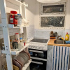 Отель Small 1-bed Apartment in London, фото 8