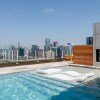 Отель 20th floor condo with pool on Rainey St by Locale, фото 14
