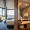 Отель Vibe Hotel Adelaide, фото 43