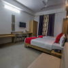 Отель OYO 15700 Spectrum Residency, фото 8
