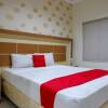 Отель RedDoorz @ Hotel Bumi Palupy, фото 7